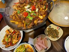 -富正毅三下锅·湘西韵味(天门山索道店)