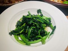 -纳鲁孜·新疆特色餐厅(上海悦荟广场店)