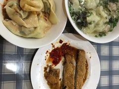 麻酱拌馄饨-潘国仙耳光馄饨(黄家阙路店)