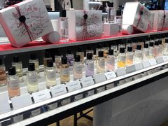 -DIOR迪奥(德基广场女装店)