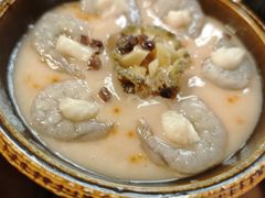-老牌坊云南鱼豆花火锅(哈西万达店)