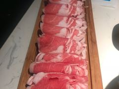 内蒙羔羊肉-哥老官重庆美蛙鱼头(宝山龙湖店)