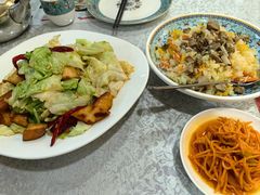 馕炒莲白-汗腾格里·风味餐厅(新疆驻京办店)