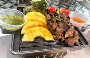 Golden Brick Grilled Beef Ribs with Pineapple