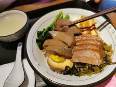 -狮头牌卤味研究所·卤味饭(花城汇南区店)