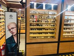 -MUJOSH木九十眼镜(月星环球港B1店)