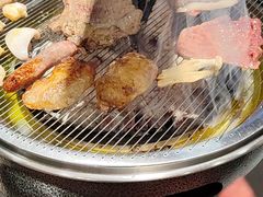 -啊美丽炭火烤肉(滑翔一店)