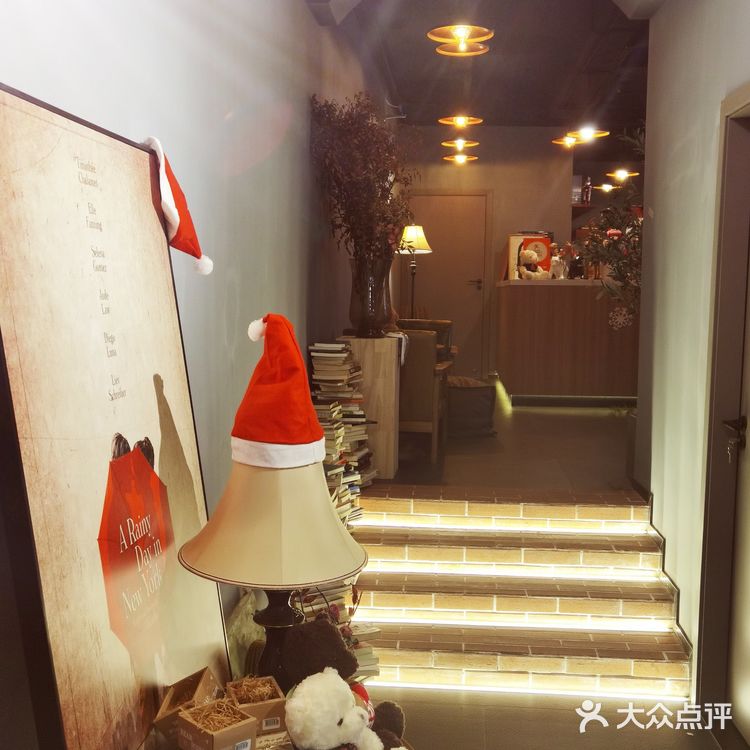 第一次探店献给了咖法森林！