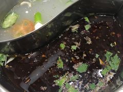 -袁记串串香(泉水轻轨站店)