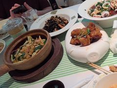 -桂满陇·手作小笼包&江南叫花鸡(中山公园店)