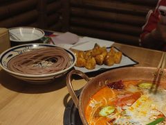 -洱火云南酸菜牛肉火锅(石景山当代商城店)