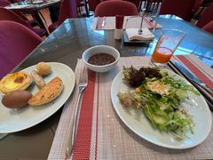 -飨食汇全日制餐厅·昆山皇冠假日酒店(九方店)