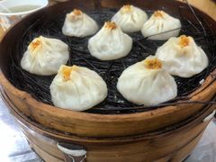 蟹黄汤包-四季美汤包(户部巷店)