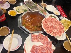 -辣川婆鲜肉自助串串香(三台子店)