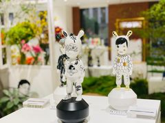 -潮一不贰·西式简餐·法式甜品(外滩店)