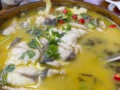 -溢心园香河肉饼总店