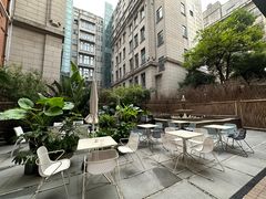 -潮一不贰·法式甜品·生日蛋糕·西式简餐(外滩店)