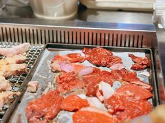 -张牌牌·东北烤肉小吃市集(金楠天街店)
