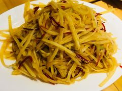 酸辣土豆丝-香满园春饼·家常菜(东大桥店)
