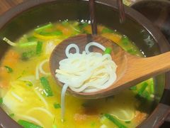 -良米山·云南野生菌过桥米线(上海首店)