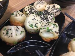 -小杨生煎(成山巴黎春天店)