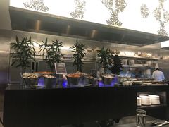 -圣丰索菲特·2 On 988 Café 自助餐厅