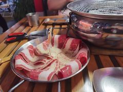 -叽叽扎扎烤肉场(生态城万达店)