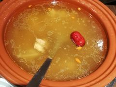 -有红鸡毛店·川菜(建设路店)