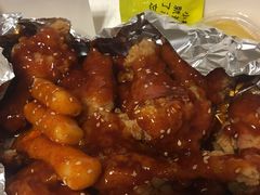 招牌甜辣口味炸鸡-三个先森的韩国炸鸡(东明国际广场店)