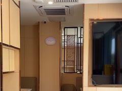 -七欣天香辣蟹火锅(闵行浦江欢乐颂店)
