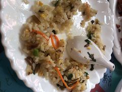 -泸沽肴(泸沽湖大洛水村农村信用社旁店)