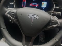 -TESLA 特斯拉(上海太古汇体验店)