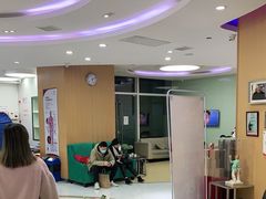 -雅悦齿科(顾村公园店)