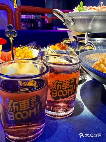 我和闺蜜每周末必去的解压好去处 炸鸡配啤酒越喝越有