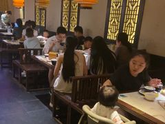 -绿茶餐厅(深圳龙华天虹购物中心店)