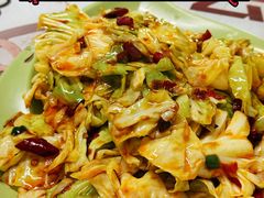 炒圆白菜-夕阳红小吃(中街大悦城店)