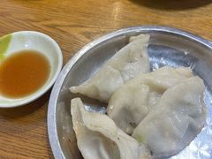 -黄阿姨锅贴大王(万航渡路店)