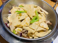 -秦香阁·西北家常菜(徐汇日月光中心店)