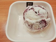 蓝莓冰淇淋球-满记甜品(正方京城店)
