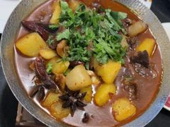 -周老三跷脚牛肉·全牛火锅(非遗传承店)