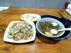 -牛小隆牛肉面馆(四牌楼店)