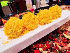 金丝芝士流心虾球-金鼎轩(方庄天坛店)