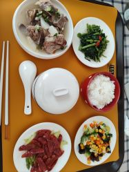 -月之旅·尊 高端月子会所(科馨别墅一店)