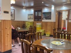 -芦茨金富饭庄·25年老字号·专做稻草鸡