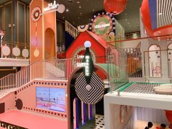 -meland club亲子乐园·派对·餐厅(武汉新天地北馆·华中旗舰店)