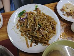 -雄伟美食(高沙中街店)