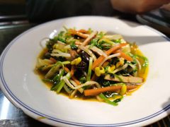 -手抄板凳江南菜(湖滨商业街店)