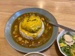 芝士牛肉汉堡咖喱饭-红小满休闲餐厅(十全街店)