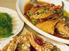 -三亚火车头万人海鲜广场