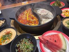 -沸炉重庆老火锅(军事博物馆店)